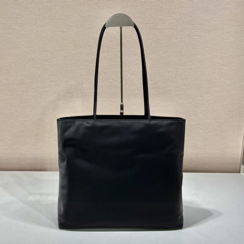 Pra*a tote bags